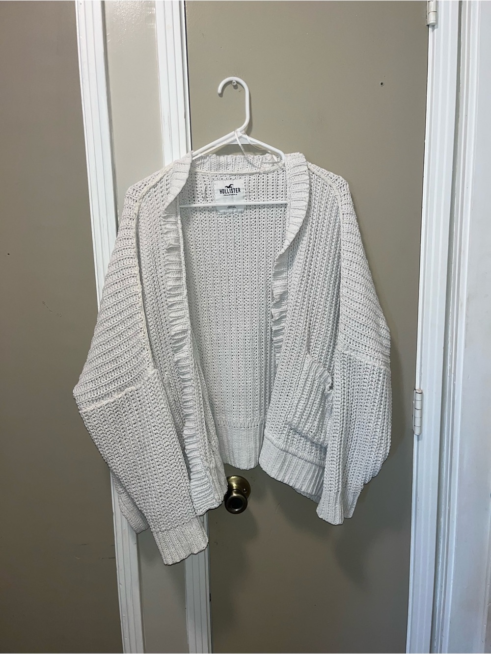 Hollister Ivory Open-Front Chunky Knit Cardigan